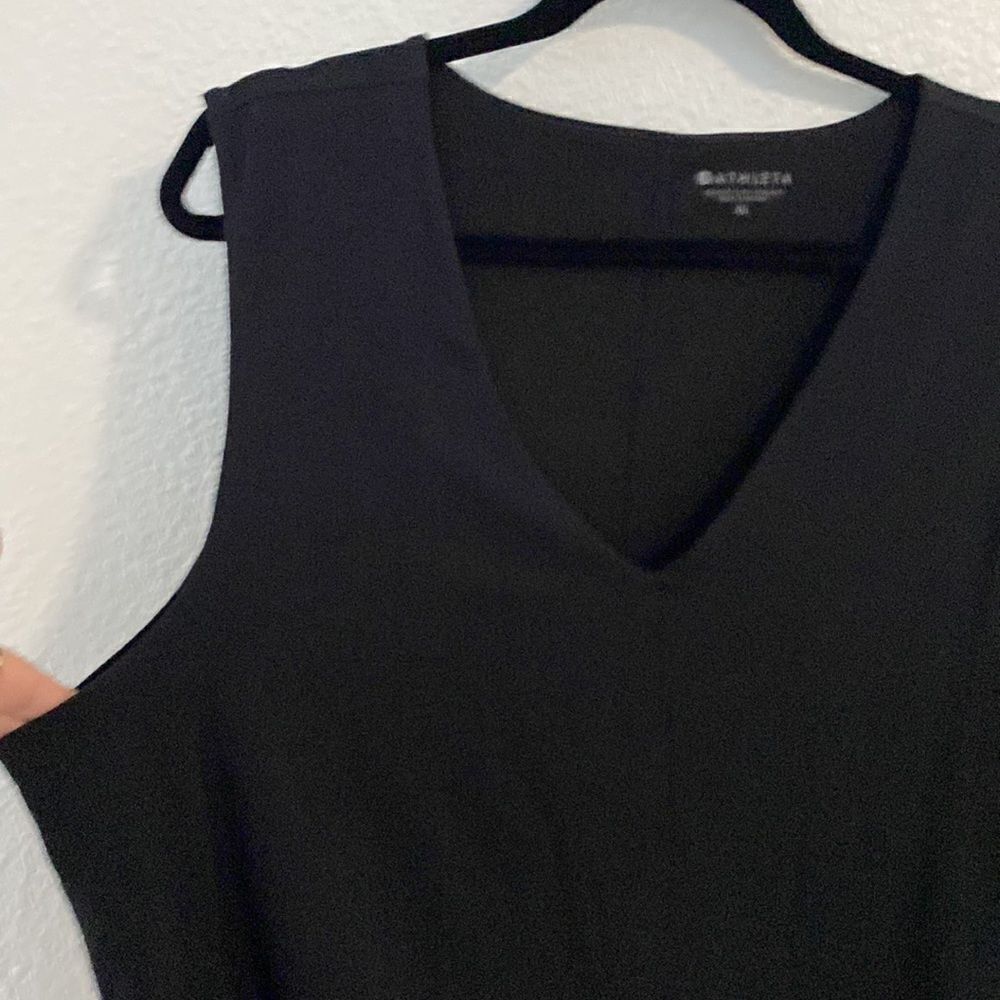 Athleta- Black tank with high rise back detail- Size XL - Picture 3 of 6